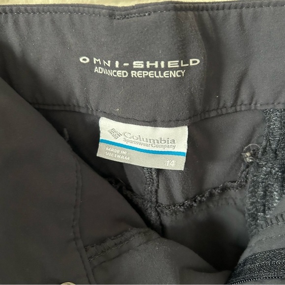 Columbia Grey Omni-Shield Capri Utility Button Snap Gorpcore Hiking Trail Pants - Picture 9 of 14
